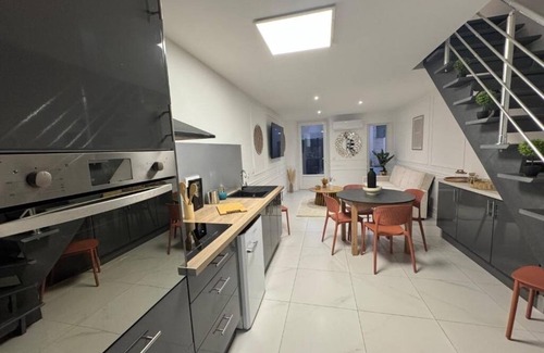 Bazadais House | Confort & Charme - Apartment with Terrace in Grignols