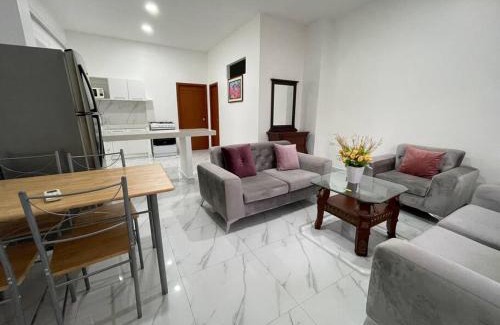 Machala Apartment | Confortable Apartamento # 2 planta baja