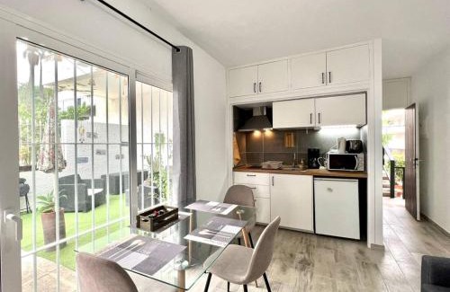 Arona Apartment | Confortable Estudio con Terraza Privada y BBQ en Costa del Silencio