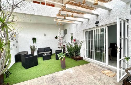 Arona Apartment | Confortable Estudio con Terraza Privada y BBQ en Costa del Silencio