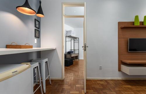 Copacabana Apartment | Conforto em Copacabana - Para 2 pessoas - NSC1212 Z4