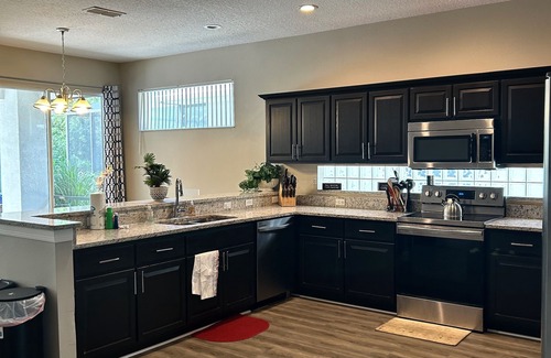 Sunset Lakes House | CONTACT FREE CHECK-IN/CHECK OUT - 4BR/2BA VILLA W/PVT POOL 5 MILES FROM DISNEY