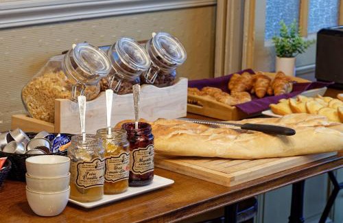 Autun Hotel | Contact Hôtel de la Gare et son restaurant Côte à Côte