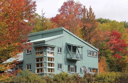 Stratton House | Contemporary House for Rent only 4 miles from Mt Snow and 10 miles from Stratton
