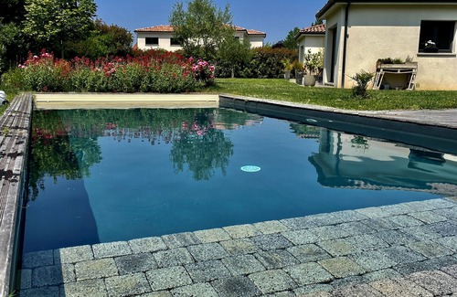 Beaupuy House | Contemporary house with pool near Toulouse