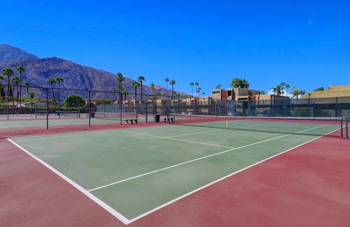 Twin Palms Condo | Contemporary One BDR, Ground Floor Condo, Open Patio, and Walk to Shops