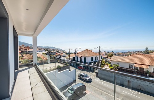 Santo Antonio Apartment | Contemporary Residence C by Madeira Sun Travel