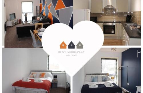 Wolverhampton Apartment | Contemporary Wolverhampton city apartment, free parking and wifi, perfect for contractors, near to i54 park and JLR