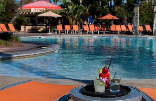 San Diego Hotel | Convenient Accommodation Short Drive to San Diego Airport and Sunset Cliffs!