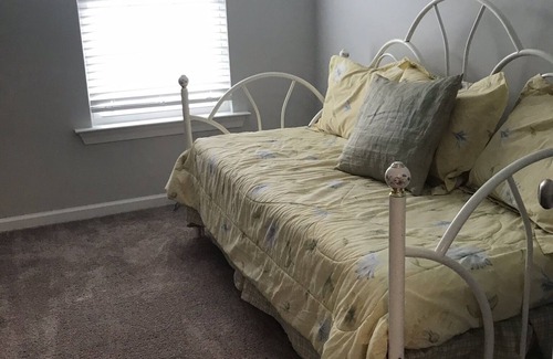 Grovetown House | Convenient Grovetown House near Fort Gordon and the Masters
