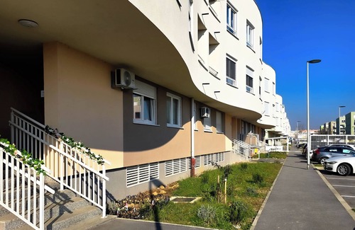 Kraljevec Sesvetski Apartment | Cool studio apartment with all you need in charming Sesvete