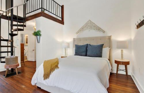 Historic Downtown Savannah House | Cooper Cottage