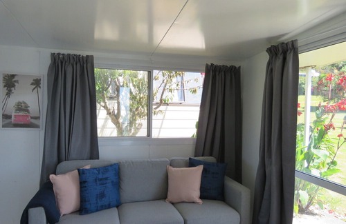 Coopers Beach House | Coopers Haven Beachfront Caravan