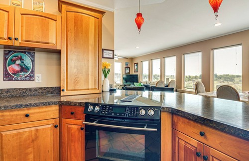 Copalis Beach House | Copalis Beach Family Home: Close to Sites & Nature