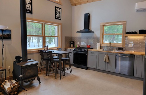 Copper Harbor House | Copper Harbor Chalet. A 2 bed/2 bath cozy wooded retreat near Lake Superior