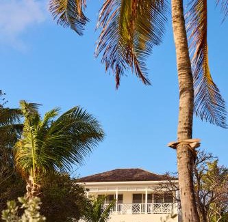 Dunmore Town House | Coral Sands Villa w/Private Pool – Steps to the Beach & Full Resort Amenities