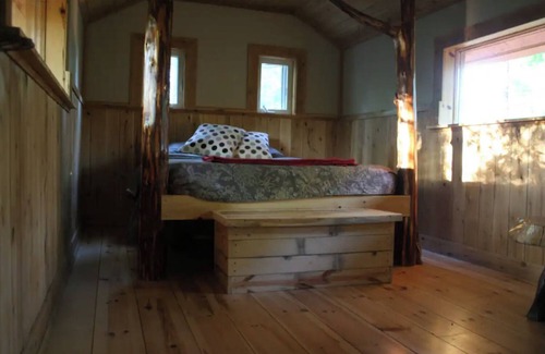 Harrington Cabin | Cordwood Cabin à Terra Perma