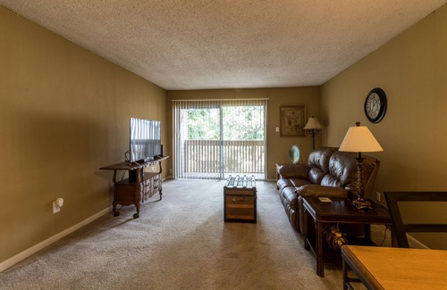 Ellendale Condo | Corporate style rental 30 day minimum