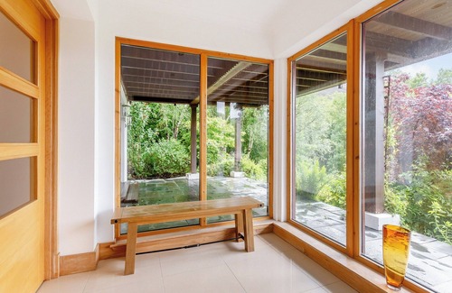 The Braes Cottage | Corrie Burn Villa is located on Braes of Ullapool with spectacular sea views.