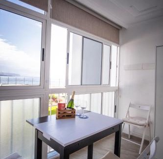 Canary Islands Apartment | Costa Libertad, Mesa del mar