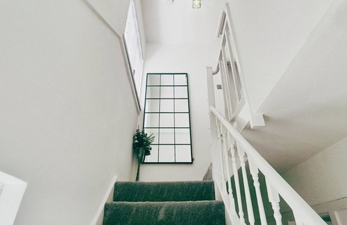 Newark upon Trent Apartment | Cosy 2BR House on Quiet Street