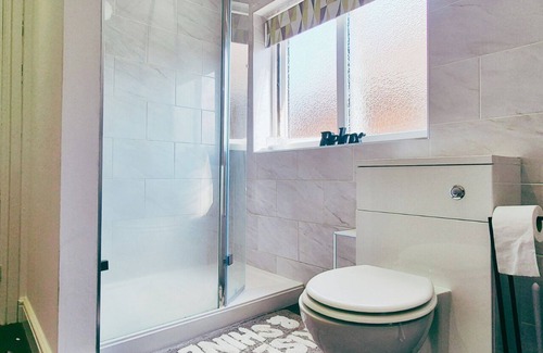 Newark upon Trent Apartment | Cosy 2BR House on Quiet Street