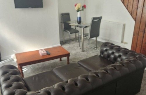 Bolton House | Cosy 3-Bed Bolton Retreat - Parking & Pet-Friendly