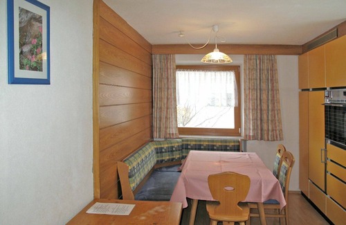 St. Valentin auf der Haide Apartment | Cosy apartment for 6 people with WIFI, TV and terrace