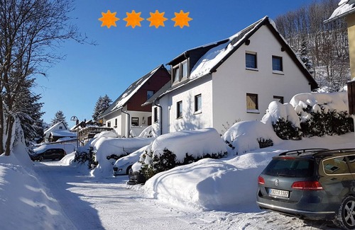 Oberwiesenthal Apartment | Cosy and very comfortable 4 - * - dwelling at ground level with terrace