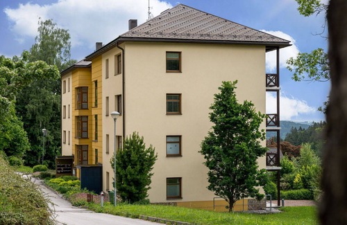 Janske Lazne Apartment | Cosy apartment for 4 guests with WIFI, TV, balcony and pets allowed
