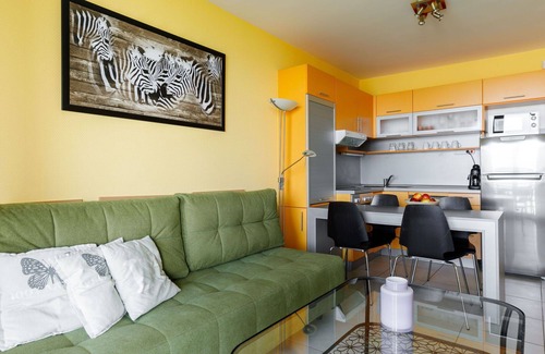 Balatonoszod Apartment | Cosy apartment for 6 guests with TV and balcony