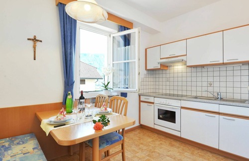 Andriano Apartment | Cosy apartment for 2 guests with WIFI, pool, TV and patio