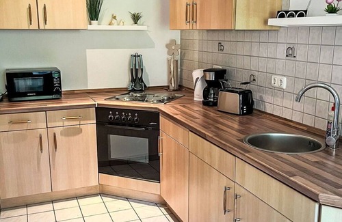 Sudarle Apartment | Cosy apartment for 2 people with WIFI, TV, terrace and pets allowed