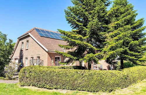 Sudarle Apartment | Cosy apartment for 2 people with WIFI, TV, terrace and pets allowed