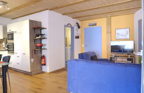 Boenigen Apartment | Cosy apartment for 3 guests with WIFI, A/C, TV and terrace