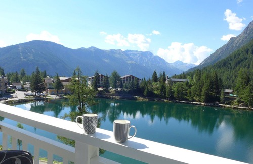 Champex-Lac Apartment | Cosy apartment for 3 people with WIFI, TV and balcony