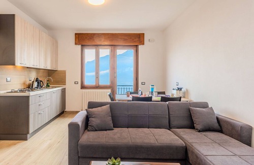 Vignola Apartment | Cosy apartment for 4 guests with WIFI, TV, balcony and pets allowed