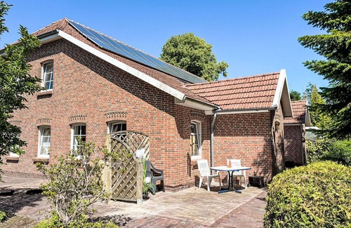 Sudarle Apartment | Cosy apartment for 4 guests with WIFI, TV, terrace and pets allowed