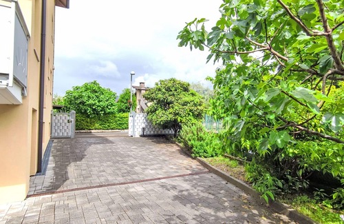 Dro Apartment | Cosy apartment for 4 guests with WIFI, TV, patio and panoramic view