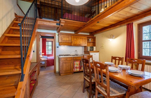 Sampeyre Apartment | Cosy apartment for 4 guests with WIFI, pool, TV and terrace