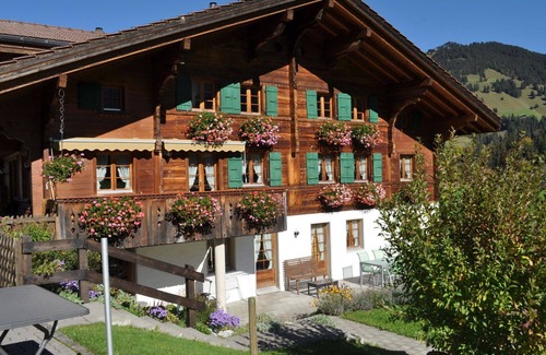 Zweisimmen Nr Gstaad Apartment | Cosy apartment for 4 people with WIFI and balcony