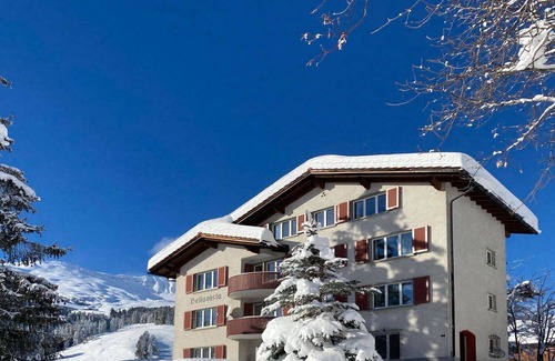 Parpan Apartment | Cosy apartment for 4 people with WIFI, TV and balcony