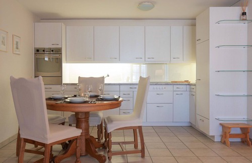 Saanenmoeser Apartment | Cosy apartment for 4 people with WIFI, TV, balcony and pets allowed
