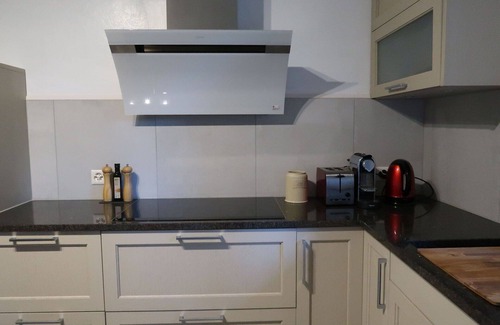 Les Posses-sur-Bex Apartment | Cosy apartment for 4 people with WIFI, TV, balcony and panoramic view