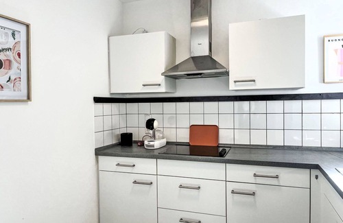 Siegburg Apartment | Cosy apartment for 5 guests with WIFI, TV and balcony