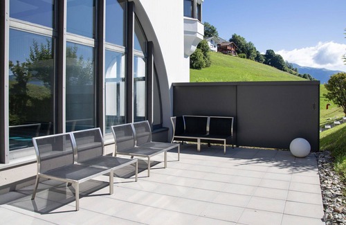 Falera Apartment | Cosy apartment for 5 people with pool, WIFI, TV, balcony, pets allowed and panoramic view