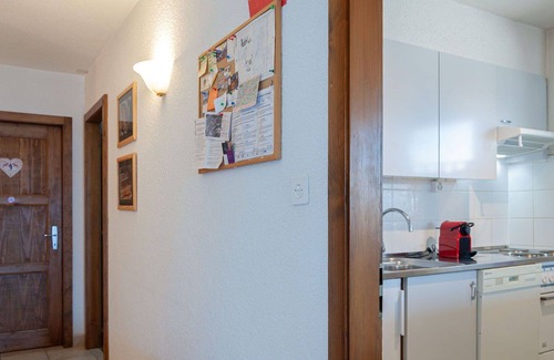 Salins Apartment | Cosy apartment for 6 people with WIFI, TV and balcony