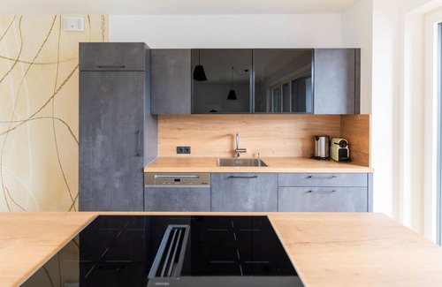 Fronhausen Apartment | Cosy apartment for 6 guests with WIFI, TV and patio