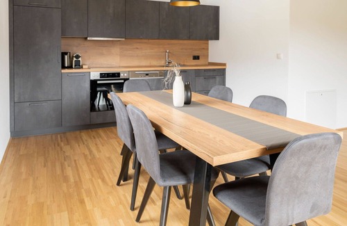 Fronhausen Apartment | Cosy apartment for 6 people with WIFI, TV and patio