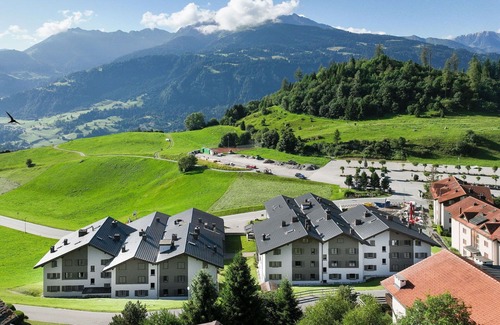 Falera Apartment | Cosy apartment for 6 people with WIFI, pool, TV, balcony and panoramic view